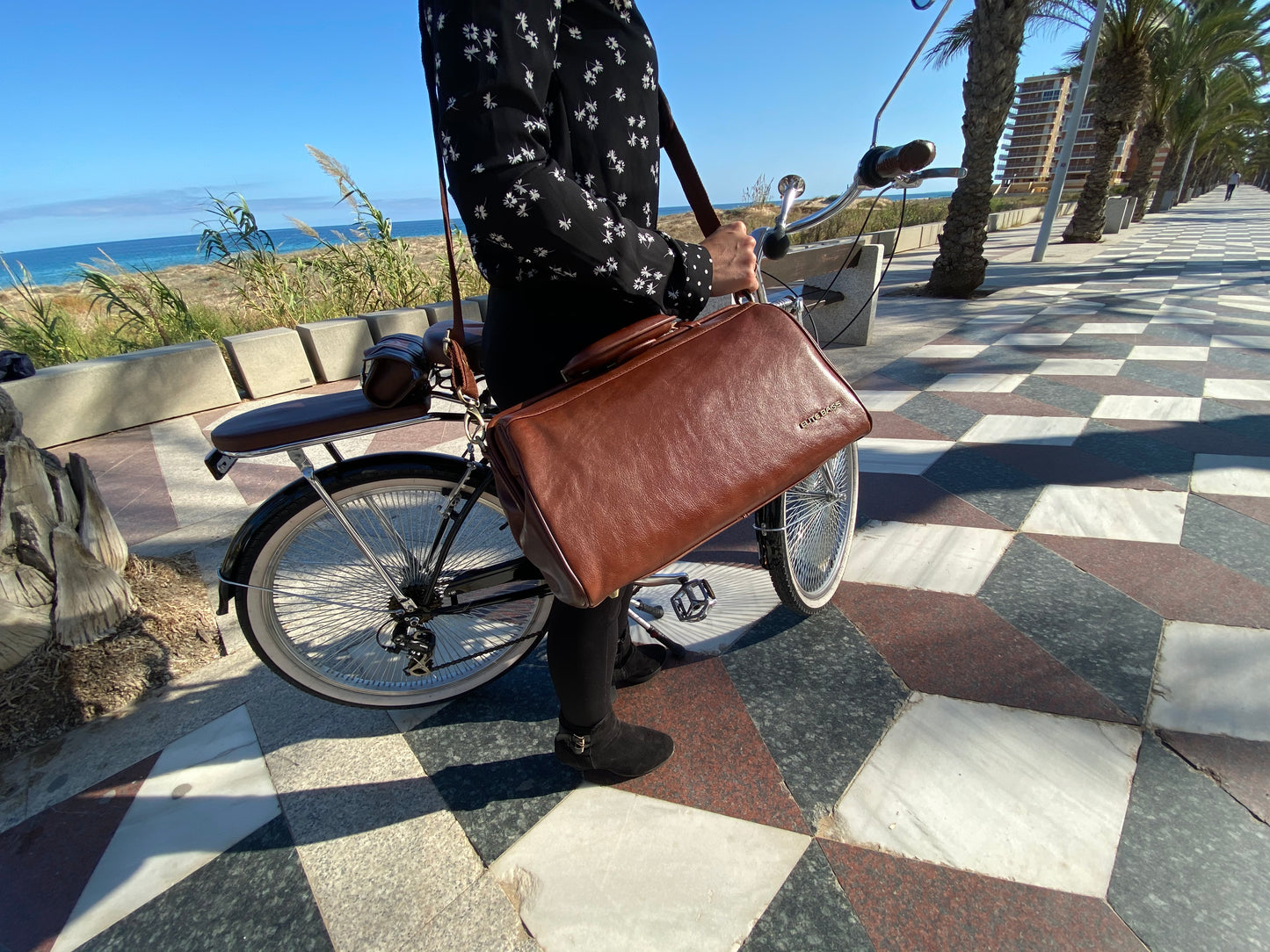 Elite Traditional Medical Bag - Brown Leather