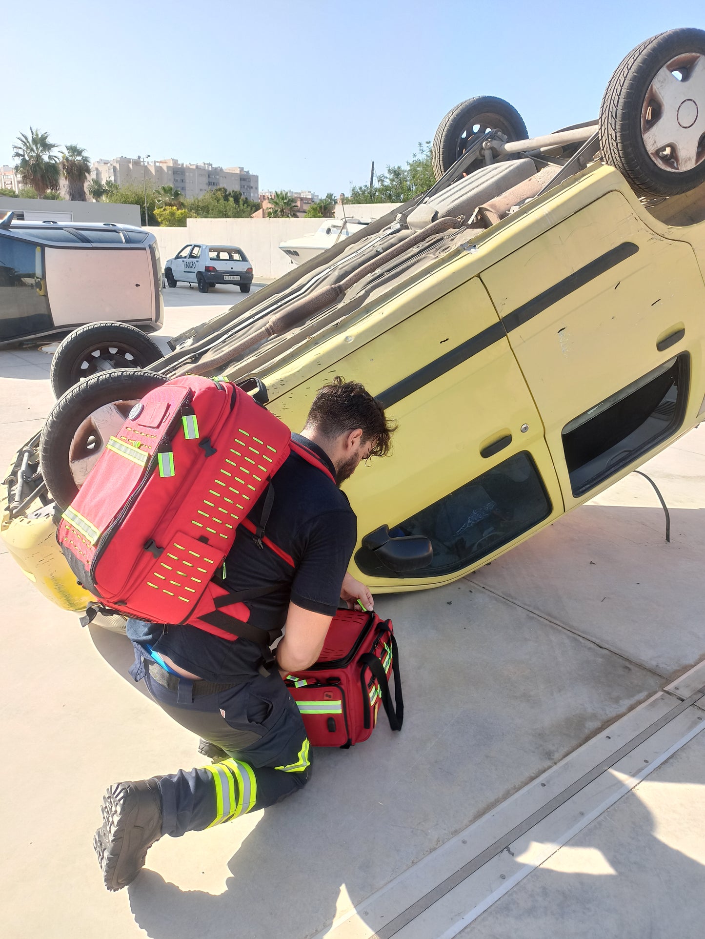 Robust's - Tactical Backpack with Adjustable Inner Layout - Red