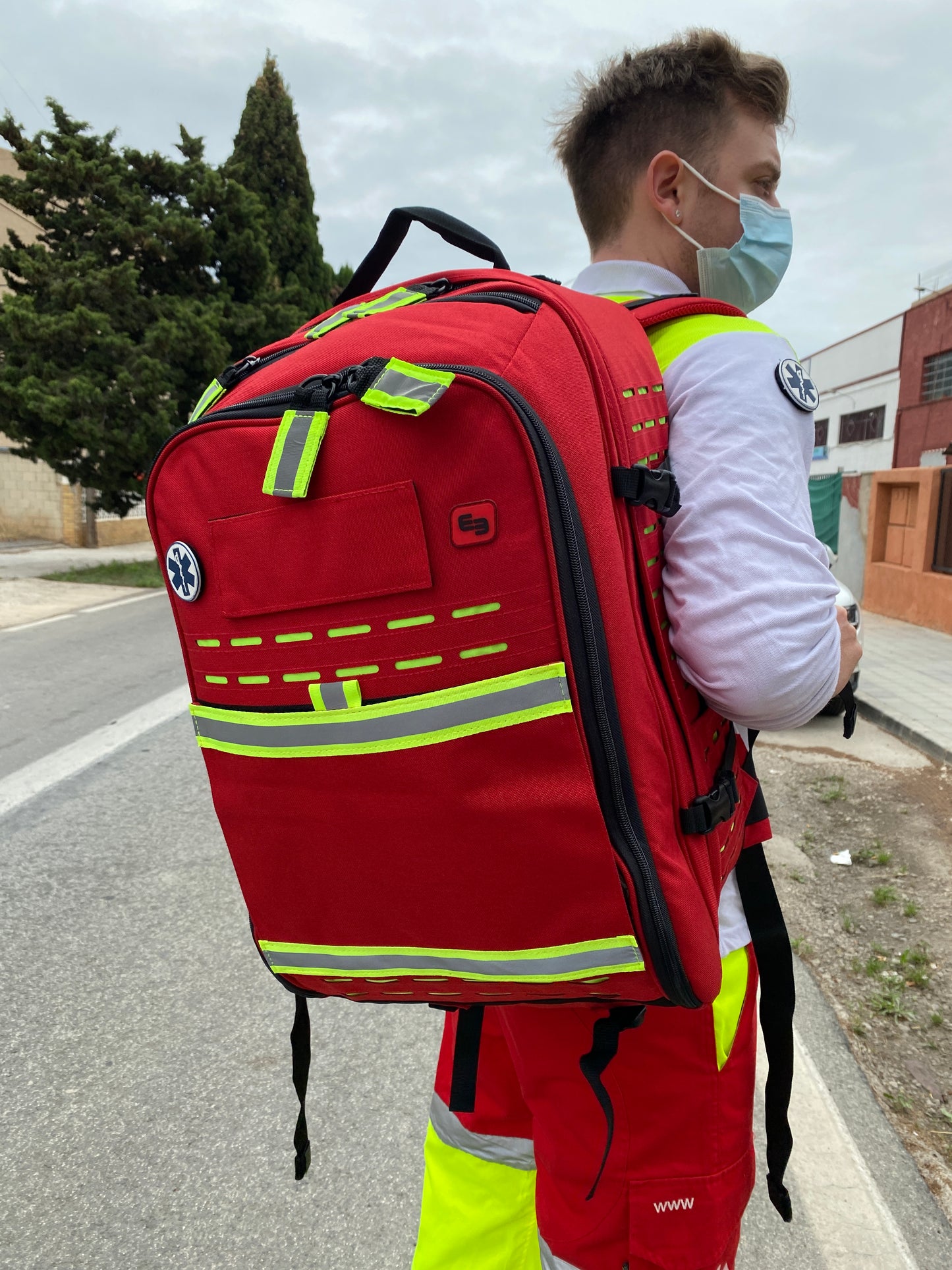 Robust's - Tactical Backpack with Adjustable Inner Layout - Red